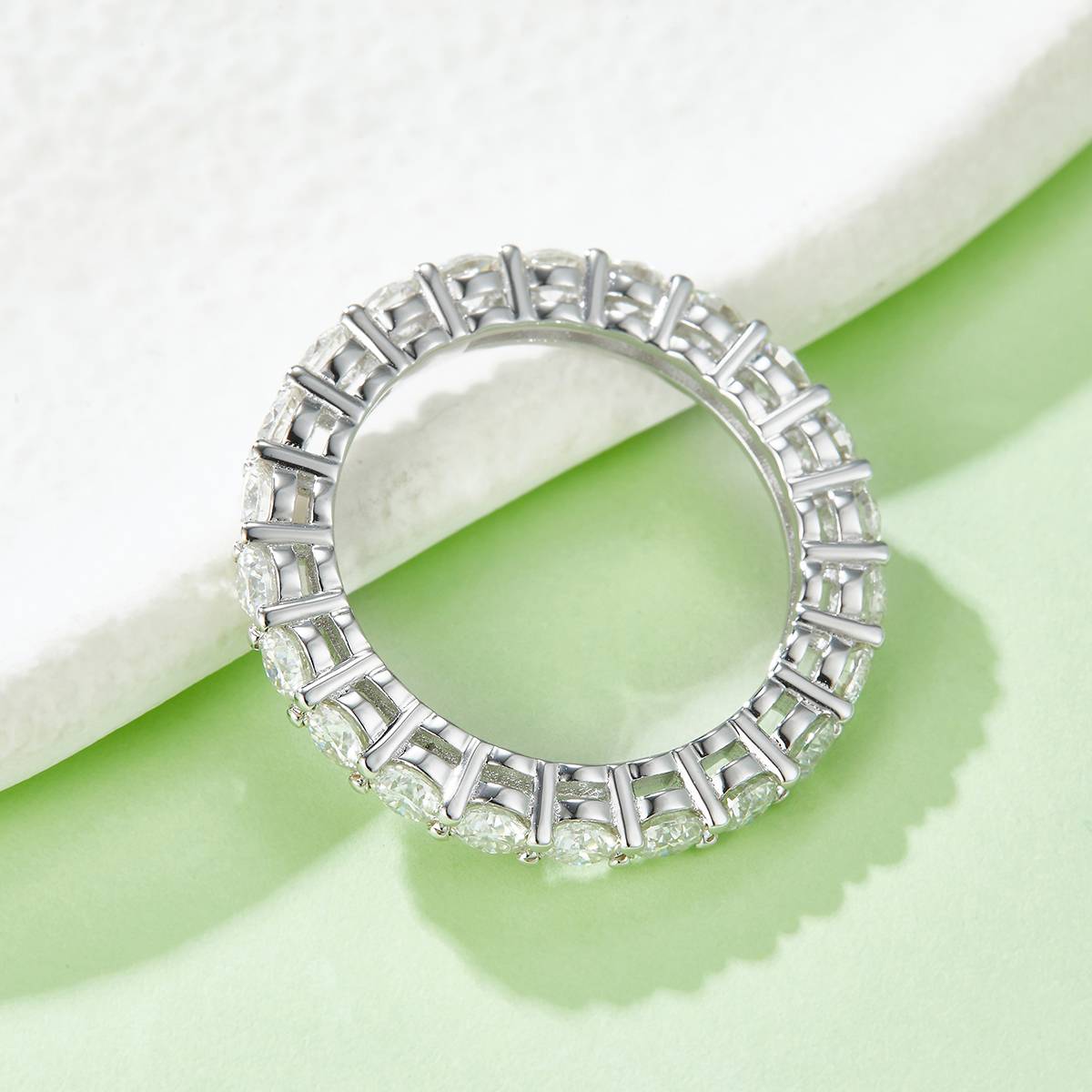 Round Full Body Ring S925 Silver Plated Platinum Moissanite Women's Ring 2.4 Carat D-Class